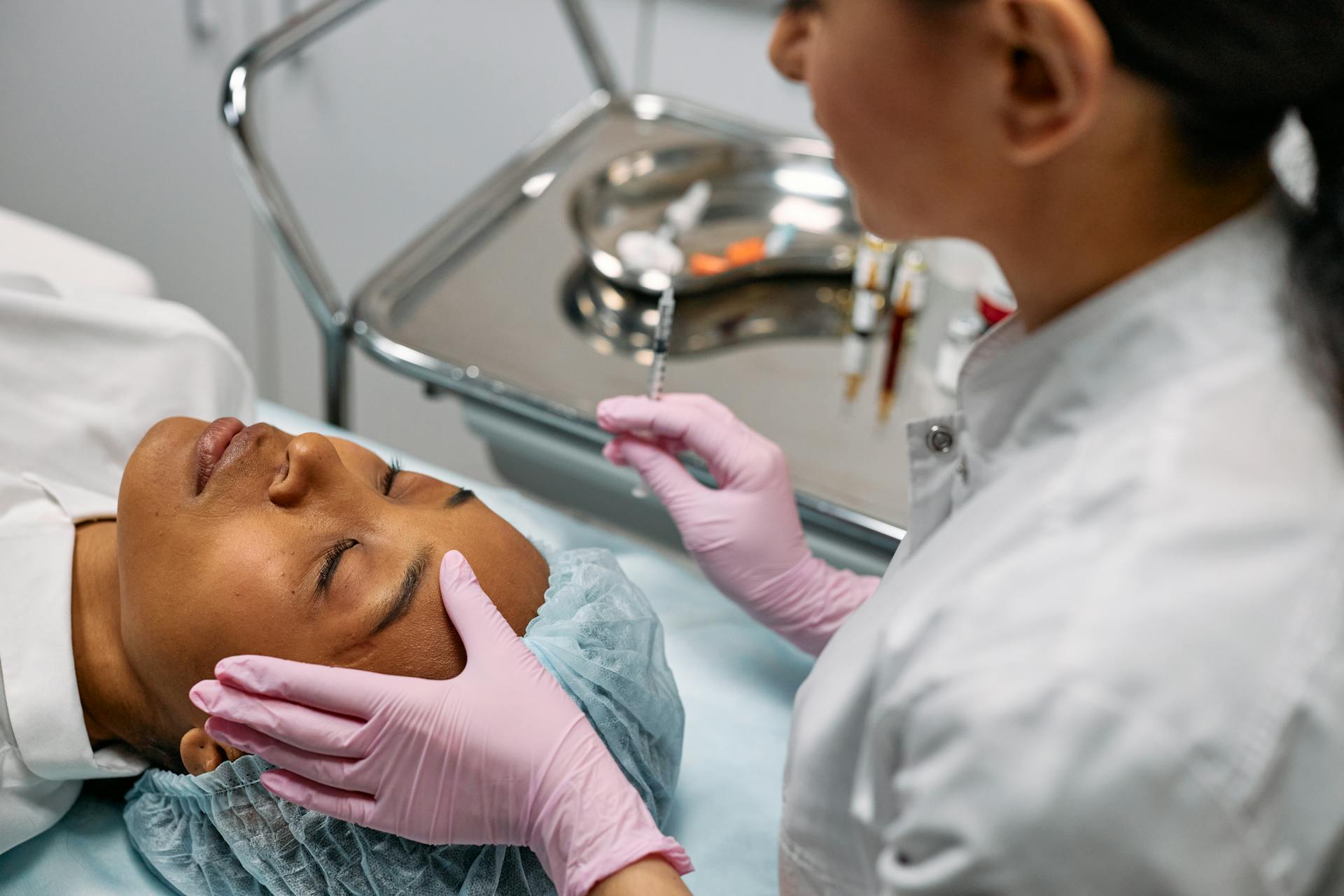 Aesthetic procedure demonstration